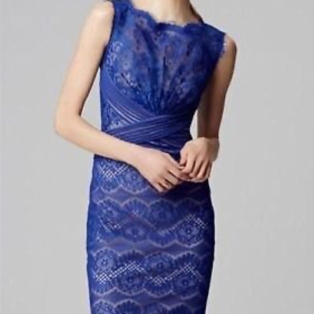 Tadashi Shoji Chantilly Lace Boatneck Sheath